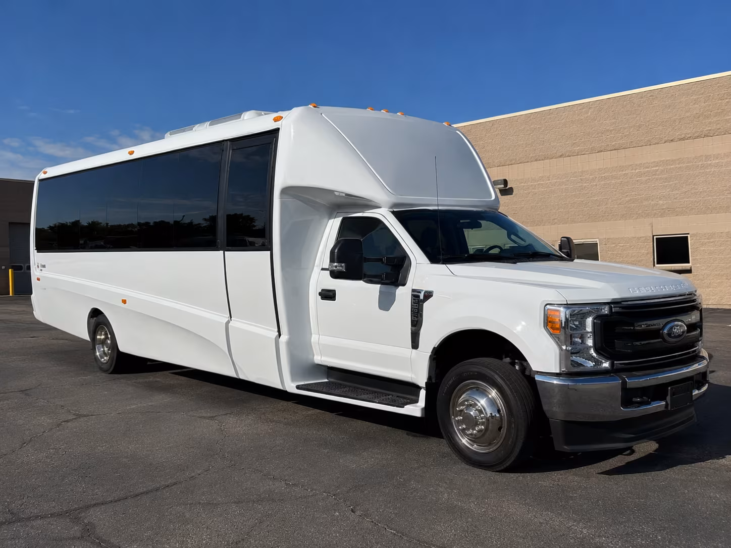 edmond group business travel made easy with edmond charter buses