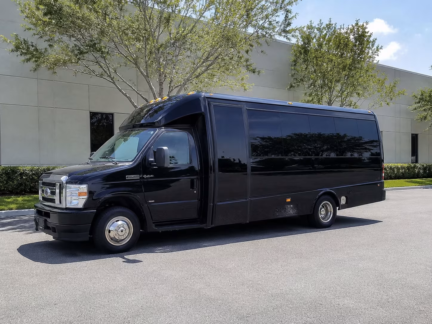 midwest city airport shuttle services your group can trust