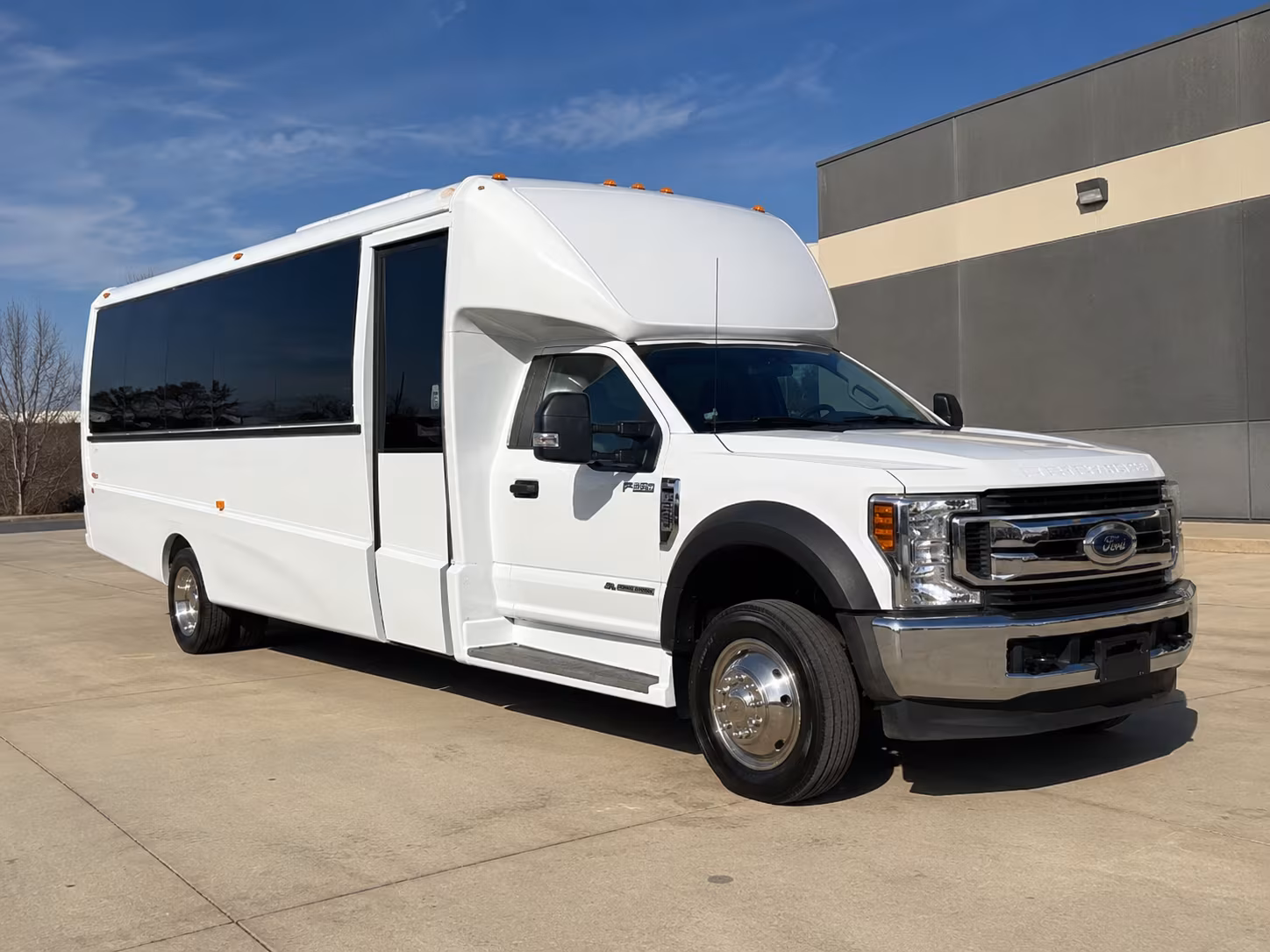 moore book charter buses for your moore government or military group