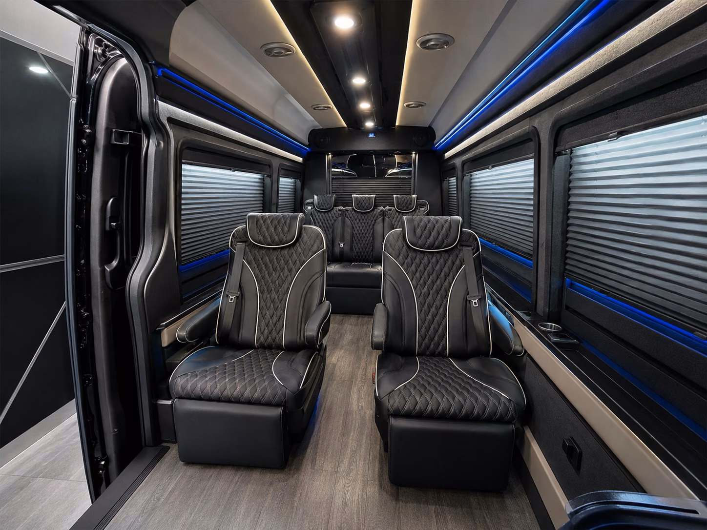 normancharterbuscompany com helps norman s business and research community move groups efficiently
